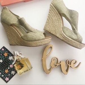 Seychelles• open toe wedges